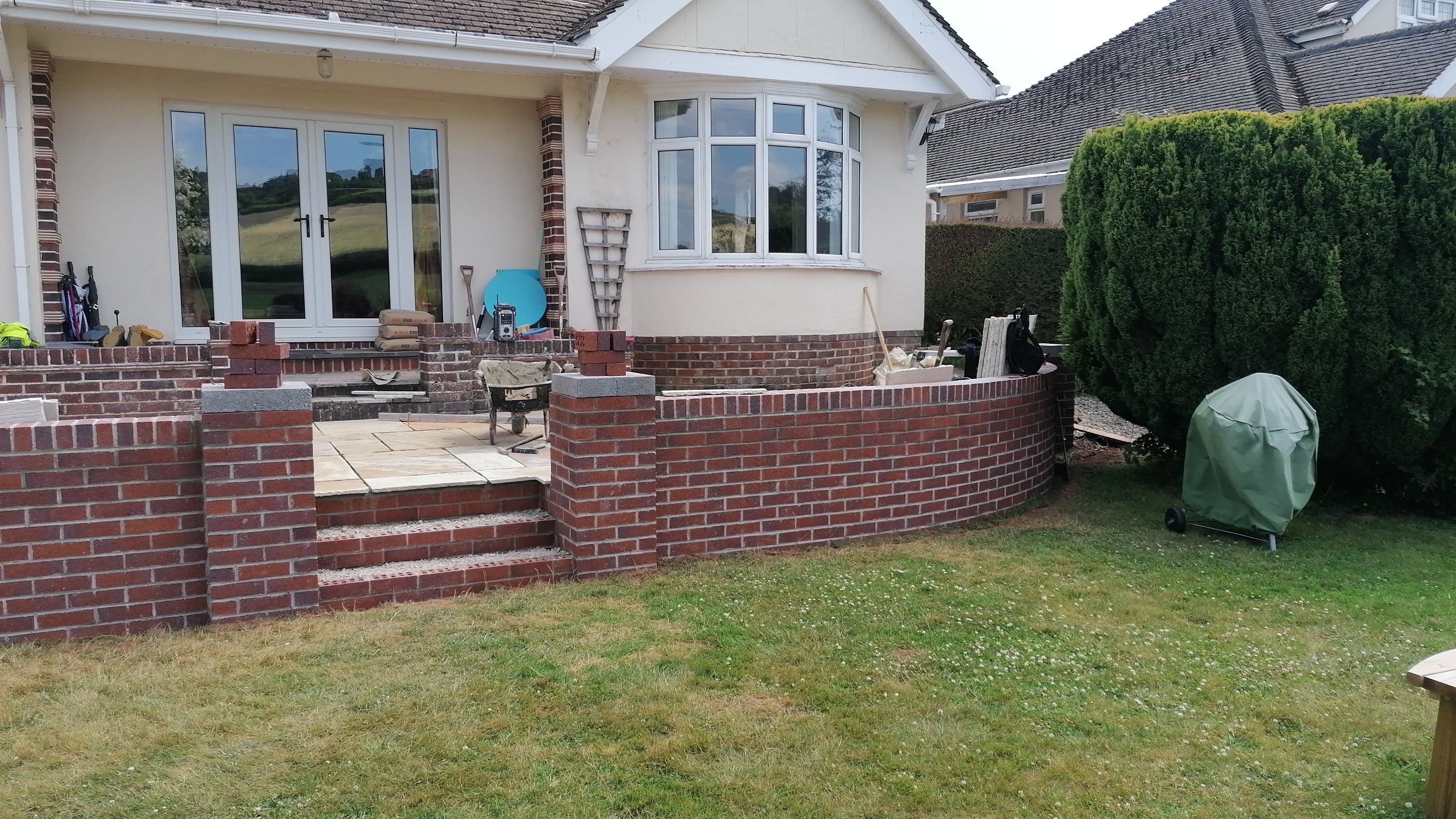 Wall capping, right side